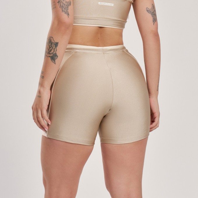 Short Bicolor Tapioca com Off White